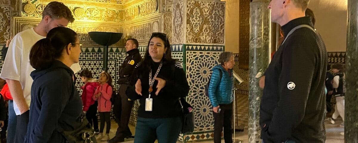 Guided tour in the Alcazar of Seville
